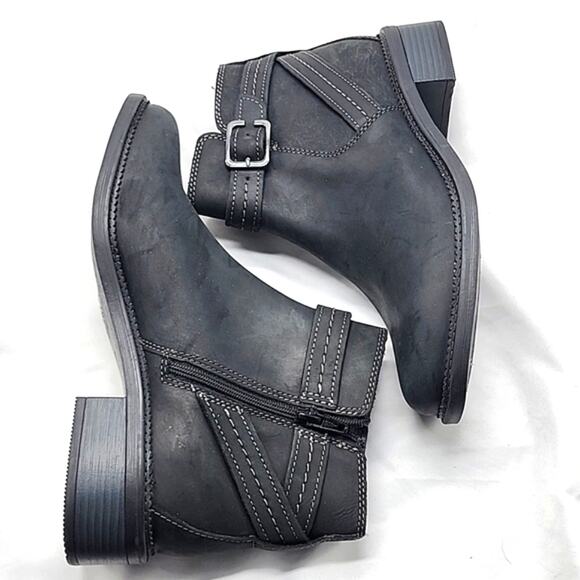 CLARK'S MAYE STRAP BLACK LEATHER ZIPPER/BUCKLE/CLOSURE ALMOND-TOE LADIES 8 NWOB - Picture 13 of 16